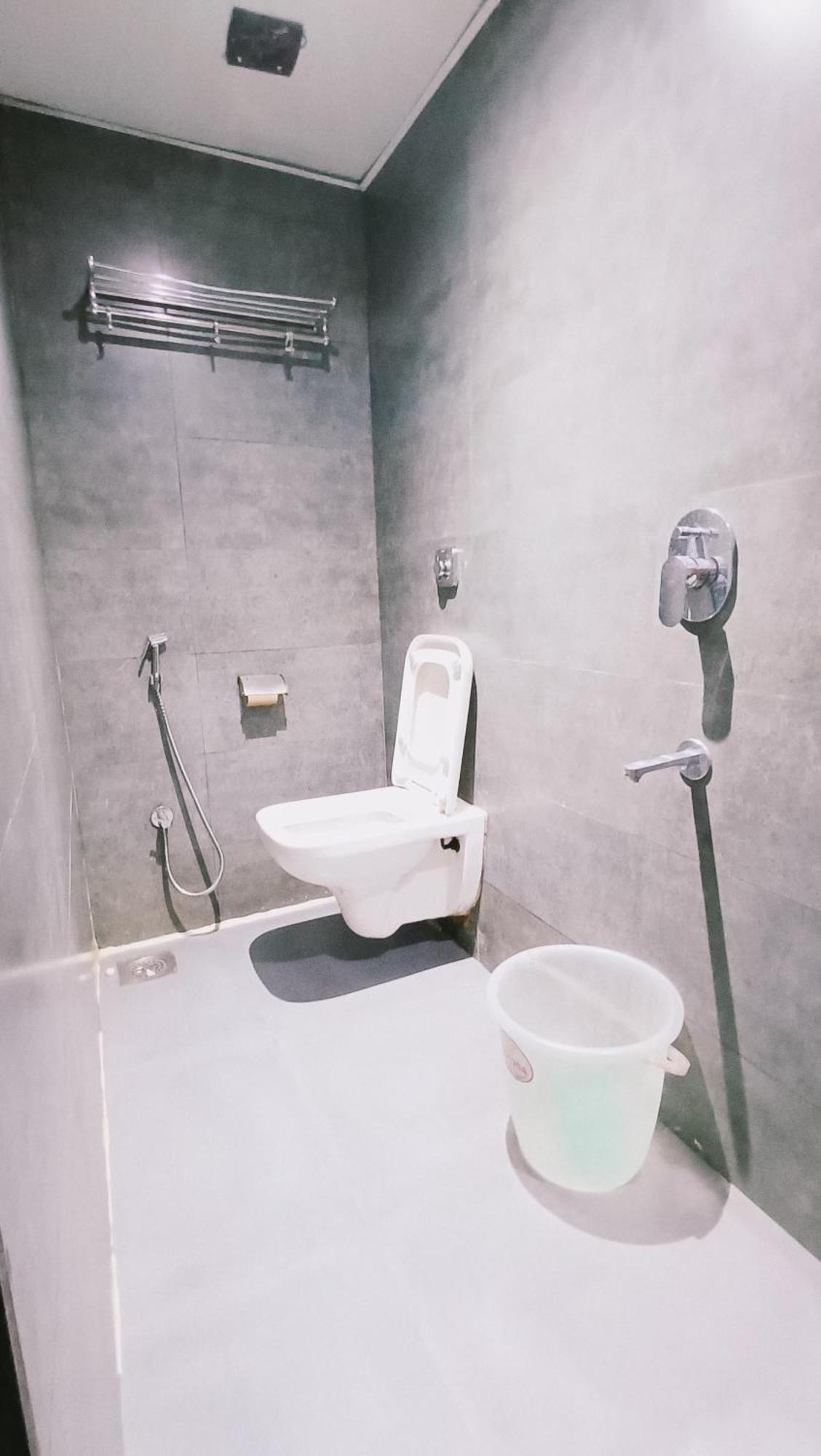 Hotel Comfort- Andheri West ムンバイ エクステリア 写真